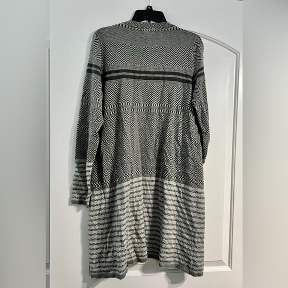 Simply‎ Styled Geometric Pattern Open Front Cardigan - Picture 3 of 4